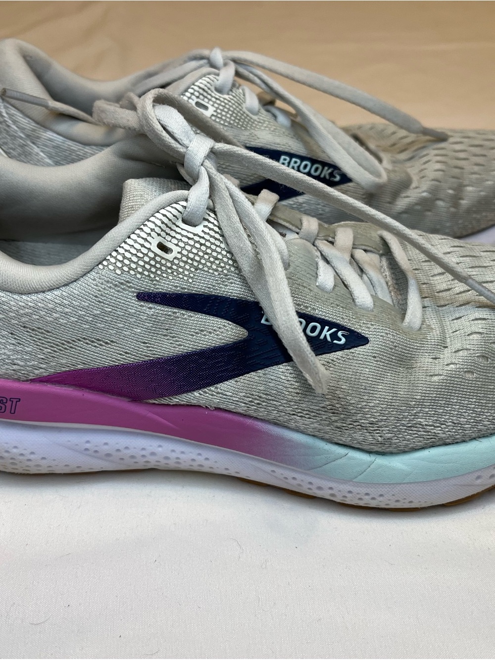 Brooks Women’s Athletic Shoes — Light Gray with Purple & Teal Accents